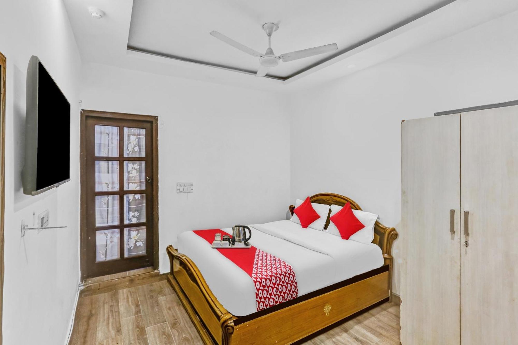 Hotel O Jangpura Inn Нью-Дели Экстерьер фото