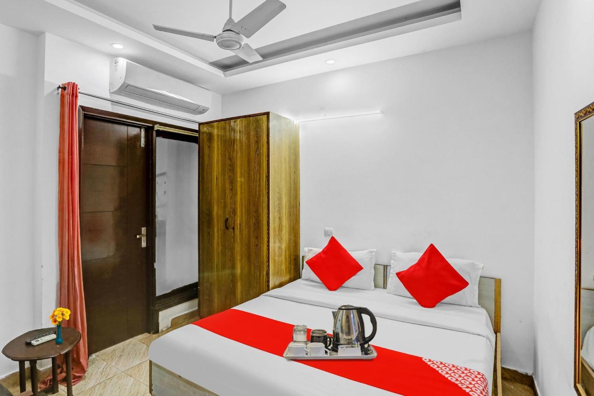 Hotel O Jangpura Inn Нью-Дели Экстерьер фото